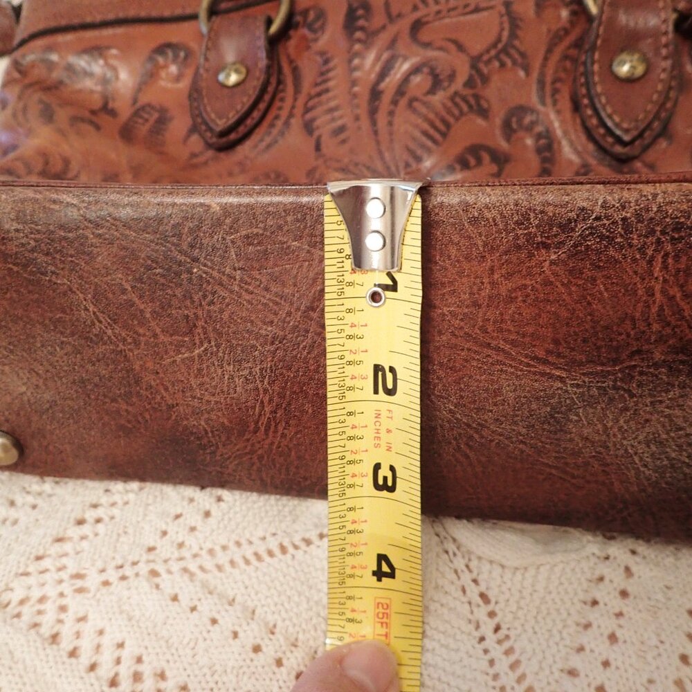Patricia Nash Tooled Leather Purse - Picture 5 of 9